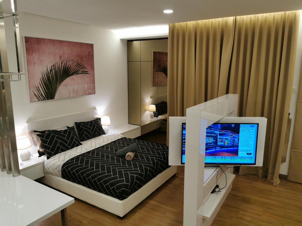 Ferienwohnung Apple 5 @ Menara Simfoni/Symphony Tower Free Wifi/Parking/Tv Box/Nexflix Cheras Exterior foto