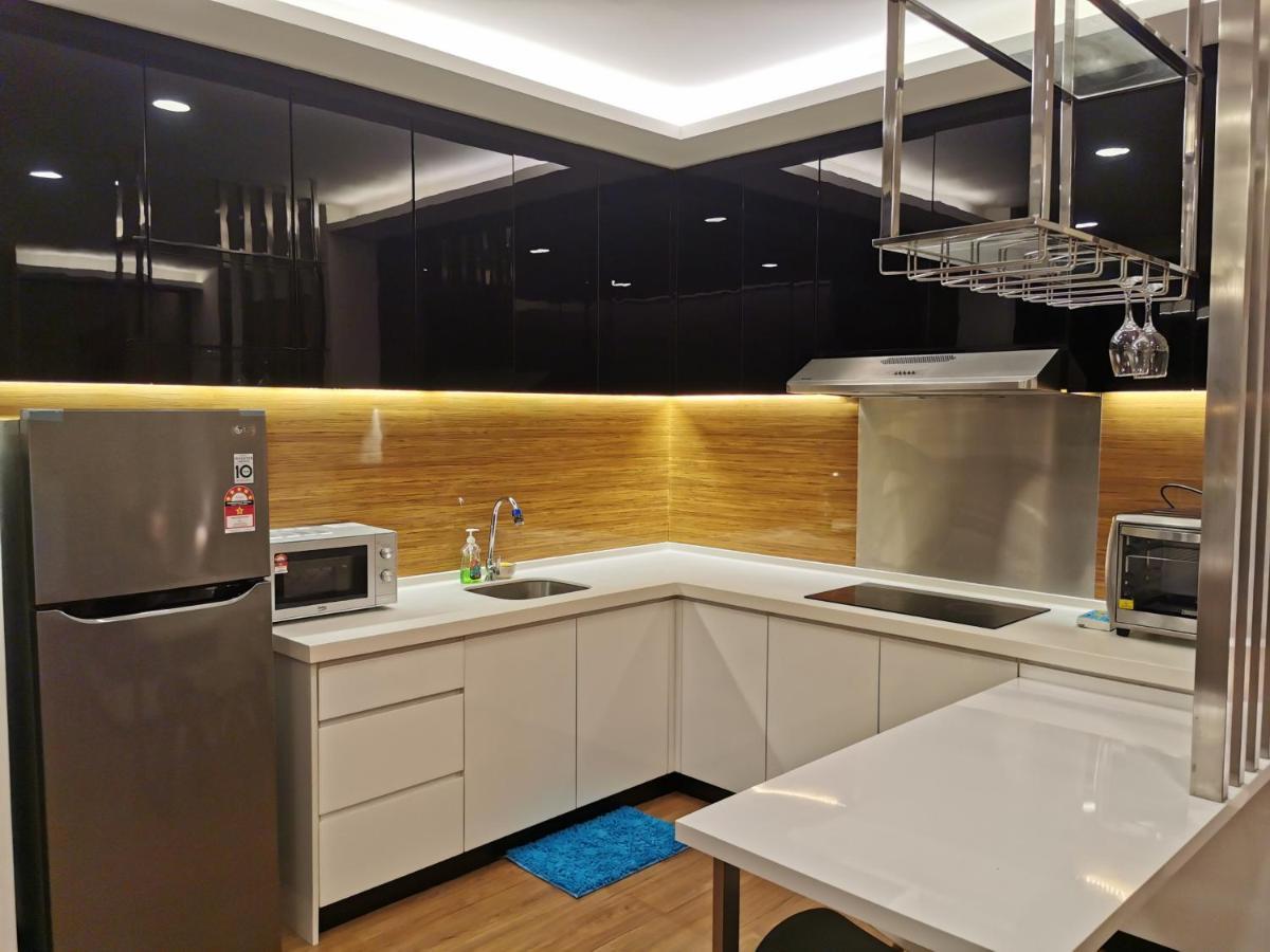 Ferienwohnung Apple 5 @ Menara Simfoni/Symphony Tower Free Wifi/Parking/Tv Box/Nexflix Cheras Exterior foto