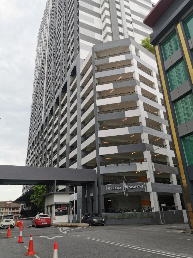 Ferienwohnung Apple 5 @ Menara Simfoni/Symphony Tower Free Wifi/Parking/Tv Box/Nexflix Cheras Exterior foto