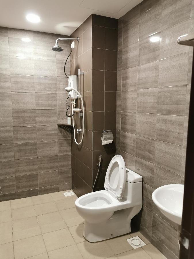 Ferienwohnung Apple 5 @ Menara Simfoni/Symphony Tower Free Wifi/Parking/Tv Box/Nexflix Cheras Exterior foto