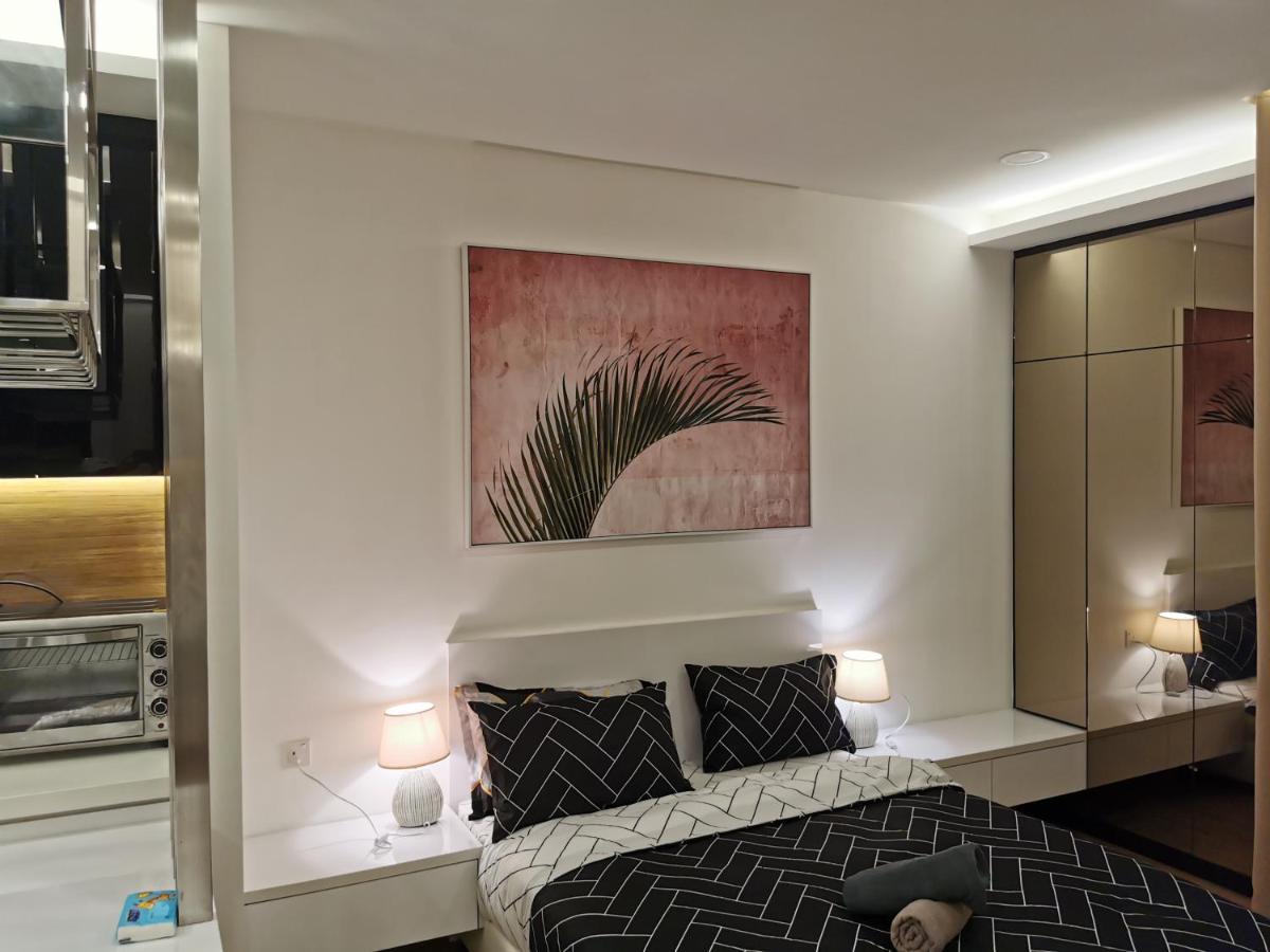 Ferienwohnung Apple 5 @ Menara Simfoni/Symphony Tower Free Wifi/Parking/Tv Box/Nexflix Cheras Exterior foto